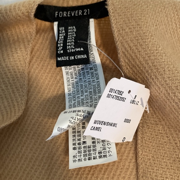 Forever 21 woven shawl camel M/L - Picture 7 of 10
